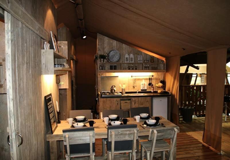 Camping Maeva Escapades Millau Plage 외부 사진